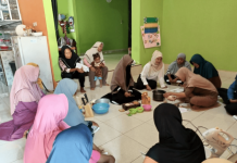 Pengembangan Makanan Alternatif Melalui Hilirisasi Sorgum di Desa Kemumu Oleh Dosen UNIB